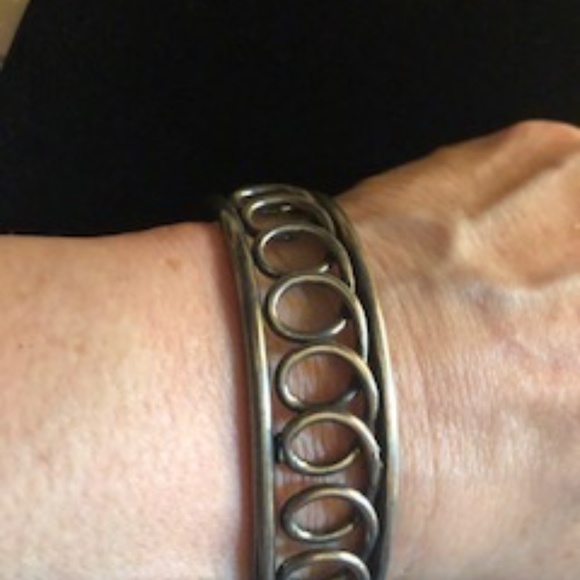 Ralph Lauren Spiral Design Bangle Bracelet *NWOT* - Picture 4 of 5